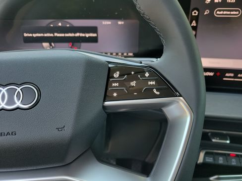 New 2026 Audi Q3 quattro 2.0T AWD/4WD image 32