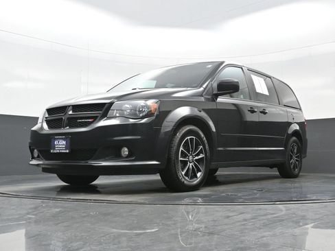 Used 2017 Dodge Grand Caravan GT FWD image 27