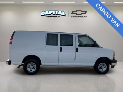 Used 2024 Chevrolet Express 2500 w/ Driver Convenience Package image 6