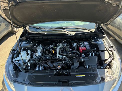 Used 2025 Nissan Altima 2.5 SV image 31