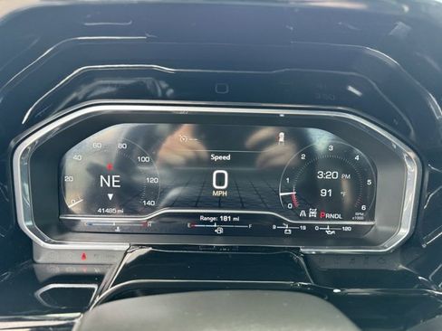 Certified 2024 GMC Sierra 1500 SLT image 17