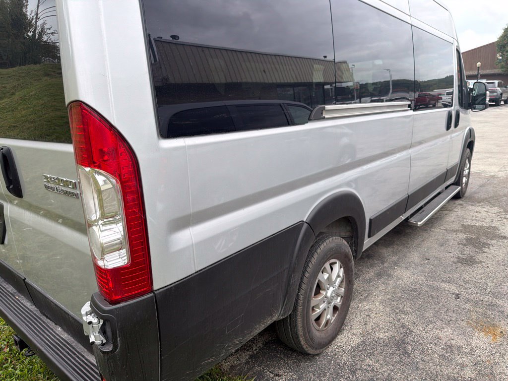 Used 2025 RAM ProMaster 3500 w/ Advanced Safety Group FWD image 7