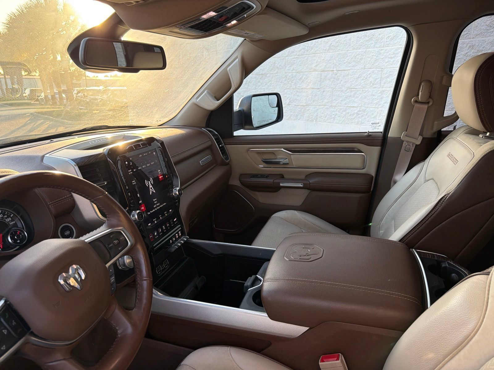 Used 2020 RAM 1500 Laramie RWD image 2
