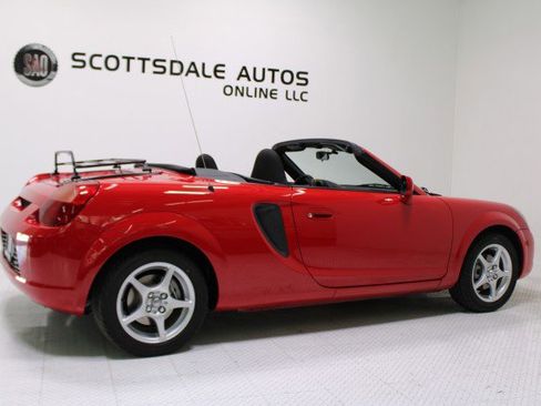 Used 2001 Toyota MR2 image 9