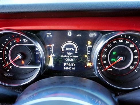 Used 2020 Jeep Wrangler Unlimited Rubicon AWD/4WD image 32