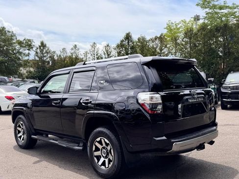 Used 2018 Toyota 4Runner TRD Off-Road Premium AWD/4WD image 4