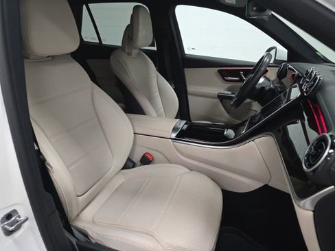 Used 2023 Mercedes-Benz GLC 300 4MATIC image 27
