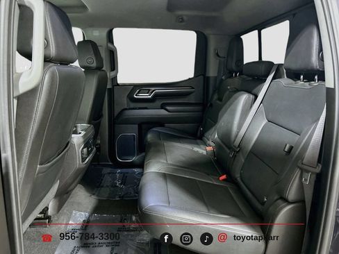 Used 2024 GMC Sierra 1500 SLT AWD/4WD image 23