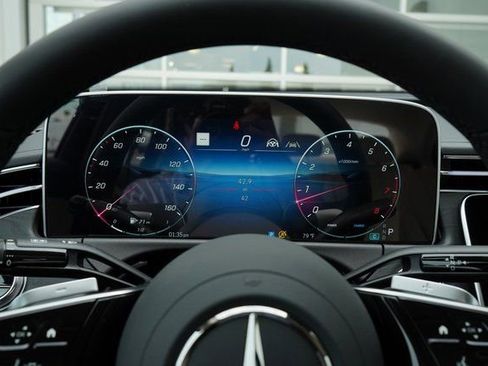 New 2026 Mercedes-Benz E 350 4MATIC Sedan image 15