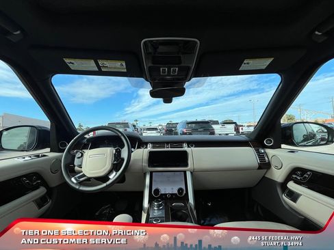 Used 2020 Land Rover Range Rover HSE image 14