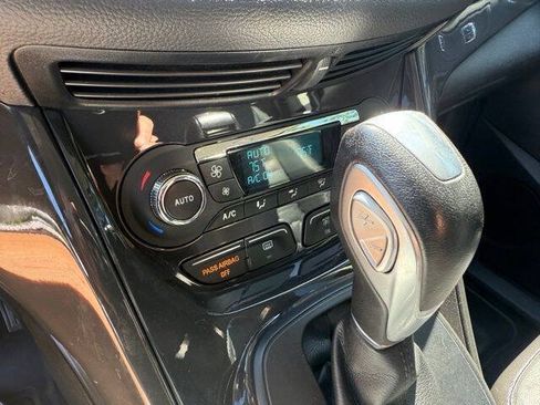 Used 2016 Ford Escape Titanium w/ Equipment Group 301A AWD/4WD image 22