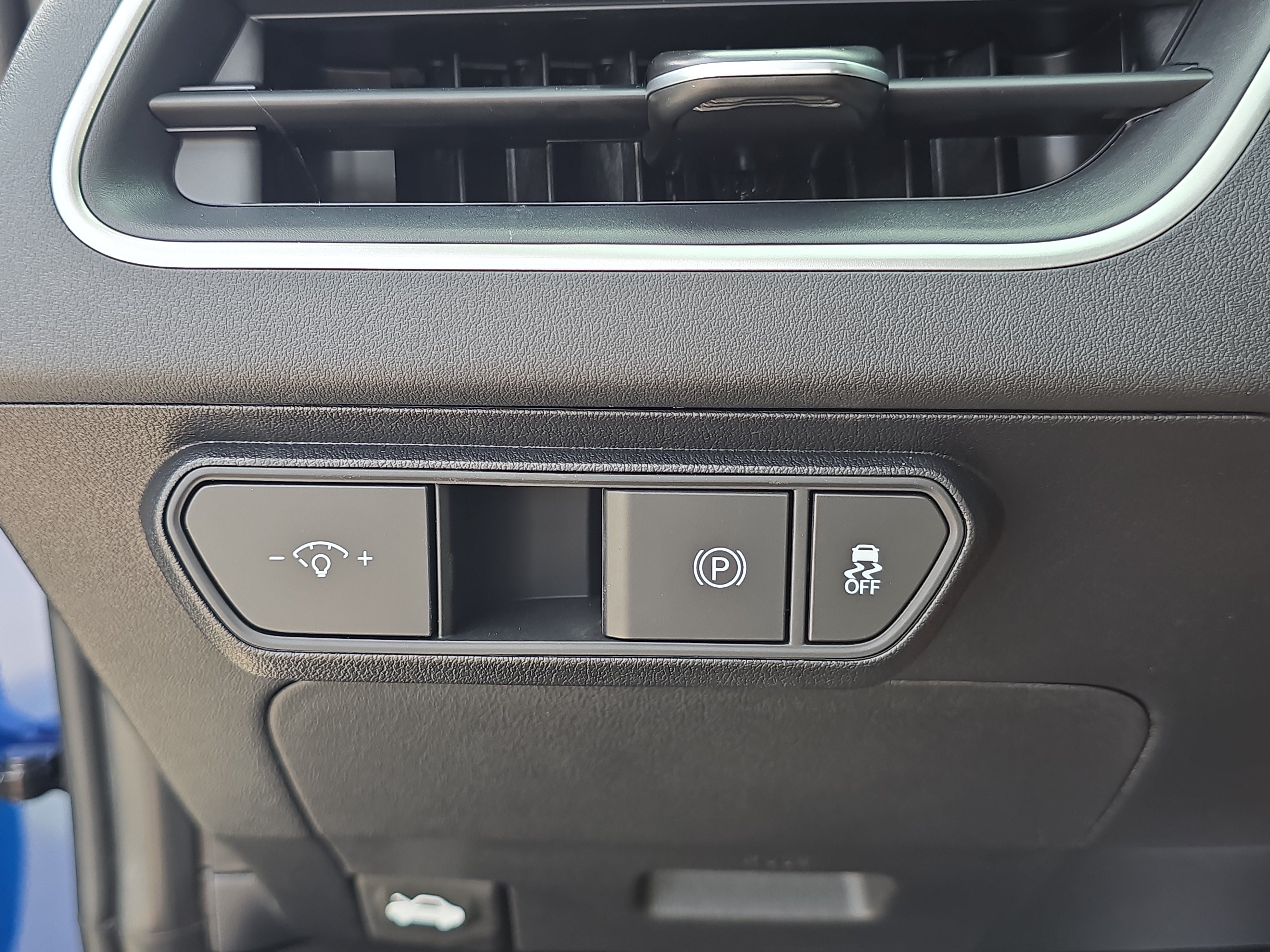 New 2026 Kia K4 FWD image 27