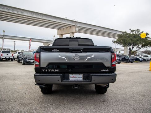 Used 2023 Nissan Titan Platinum Reserve w/ Moonroof Package image 8