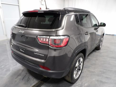 Used 2019 Jeep Compass Limited w/ Safety & Security Group AWD/4WD image 4