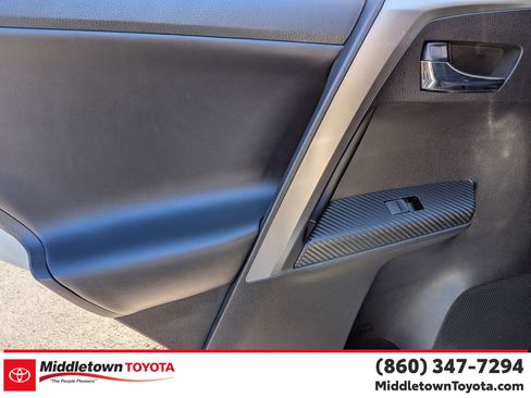 Used 2013 Toyota RAV4 Limited image 28