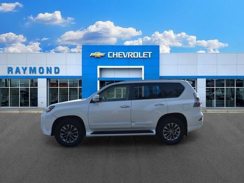 Used 2016 Lexus GX 460 Luxury AWD/4WD image 7