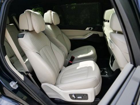 Used 2024 BMW X7 M60i w/ Executive Package AWD/4WD image 52