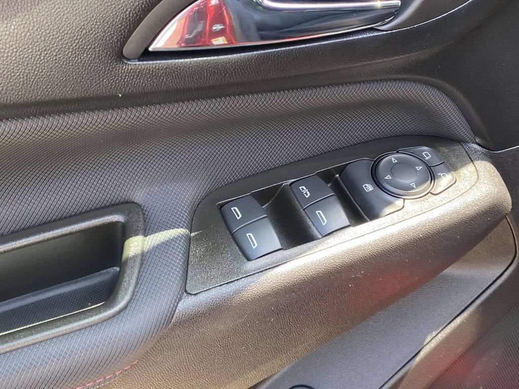 Used 2023 Chevrolet Equinox RS w/ LPO, Floor Liner Package FWD image 20
