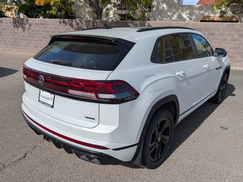 New 2026 Volkswagen Atlas Cross Sport SEL R-Line AWD/4WD image 4
