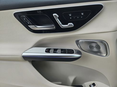 Certified 2026 Mercedes-Benz GLC 300 4MATIC image 12