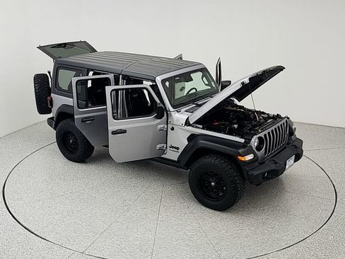 Used 2019 Jeep Wrangler Unlimited Sport AWD/4WD image 38