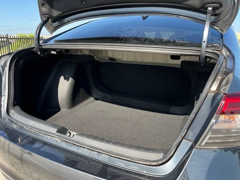 Used 2024 Honda Civic Sport image 10
