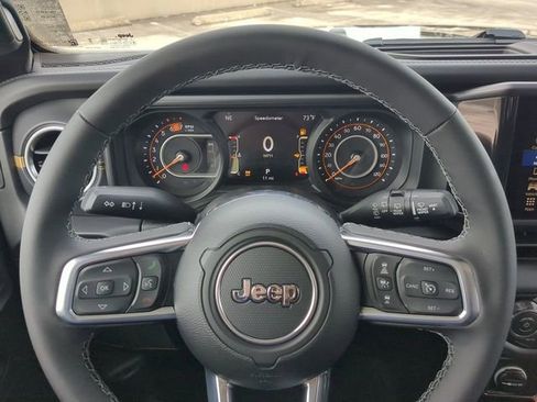 New 2026 Jeep Wrangler Sahara image 32