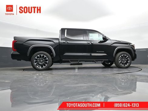 Used 2025 Toyota Tundra Limited w/ Power Package image 41