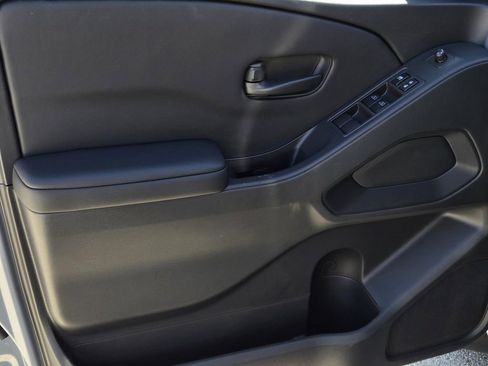 New 2026 Nissan Frontier SV image 16