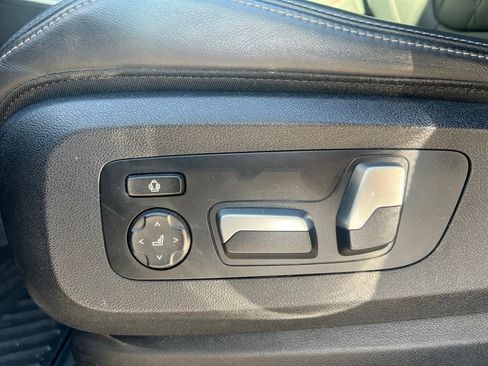 Used 2024 BMW X5 sDrive40i w/ M Sport Package RWD image 17