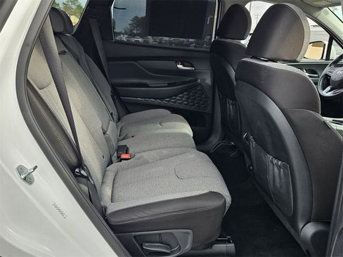 Used 2023 Hyundai Santa Fe SEL Convenience image 17