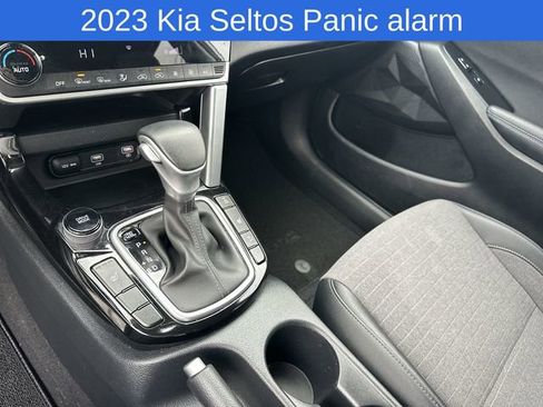 Used 2023 Kia Seltos S AWD/4WD image 27
