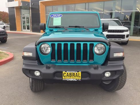 Used 2020 Jeep Wrangler Sport S image 4