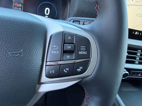New 2026 Ford Explorer Active w/ Active Comfort Package image 17
