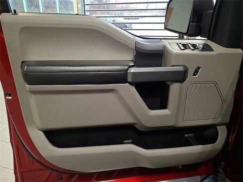 Used 2016 Ford F150 XLT w/ Equipment Group 302A Luxury image 12