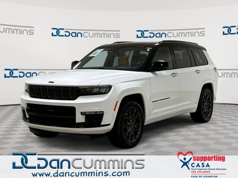 Used 2023 Jeep Grand Cherokee L Summit AWD/4WD image 1