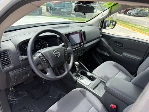 Used 2024 Nissan Frontier S w/ Technology Package RWD image 12