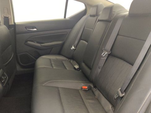 Used 2020 Nissan Altima 2.5 SL FWD image 18