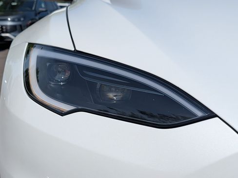 Used 2022 Tesla Model S AWD/4WD image 16