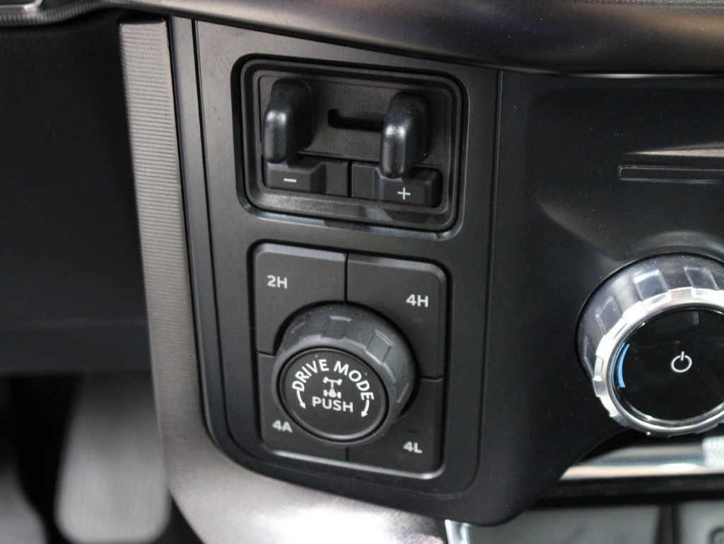 Used 2023 Ford F150 Platinum w/ FX4 Off-Road Package AWD/4WD image 72