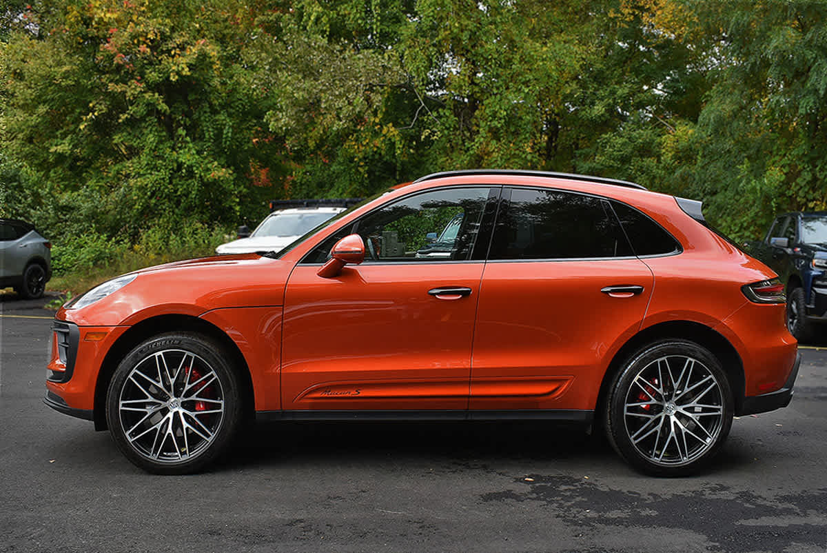 Used 2024 Porsche Macan S AWD/4WD image 10