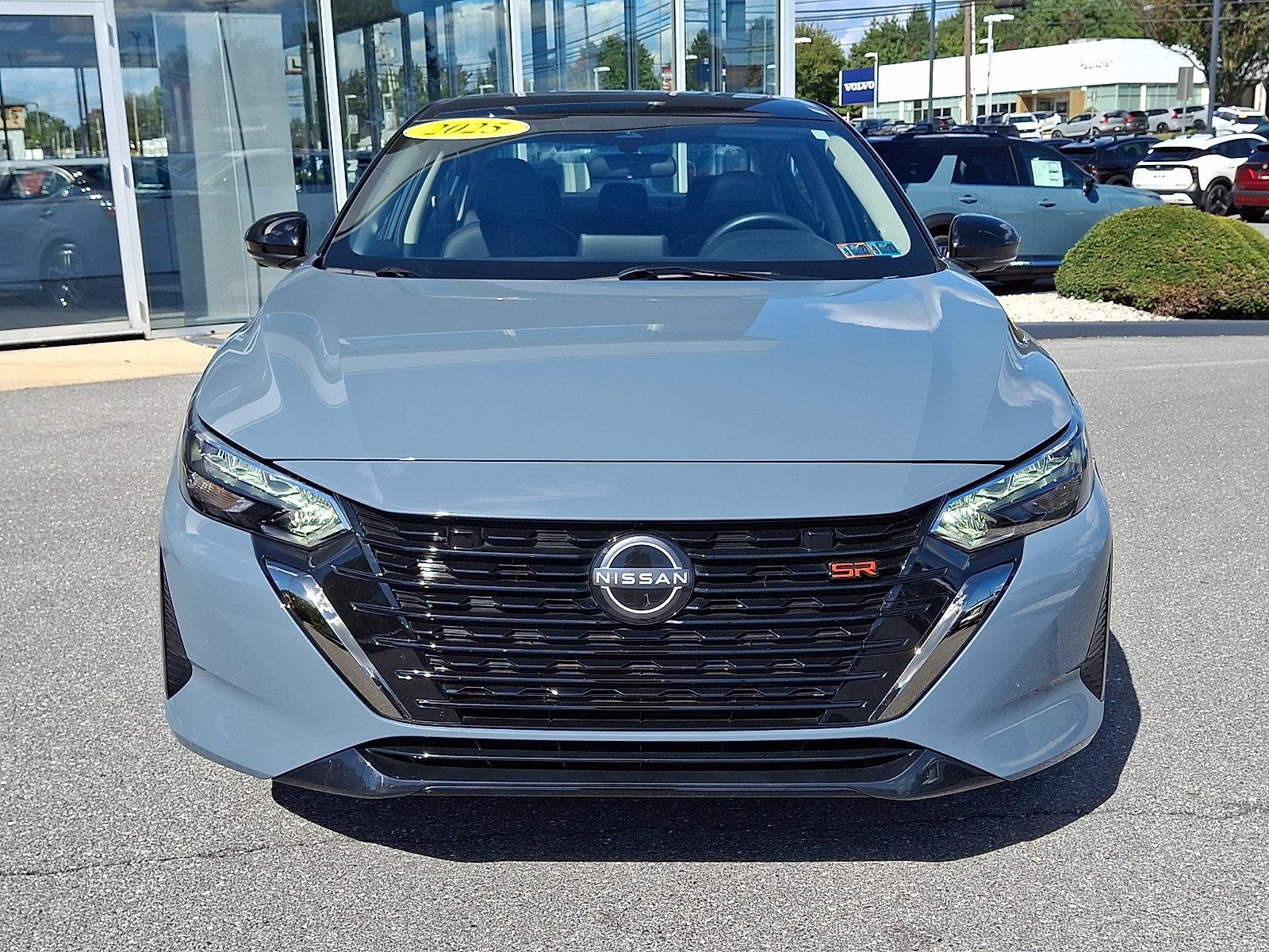 Certified 2025 Nissan Sentra SR w/ SR Premium Package FWD image 2