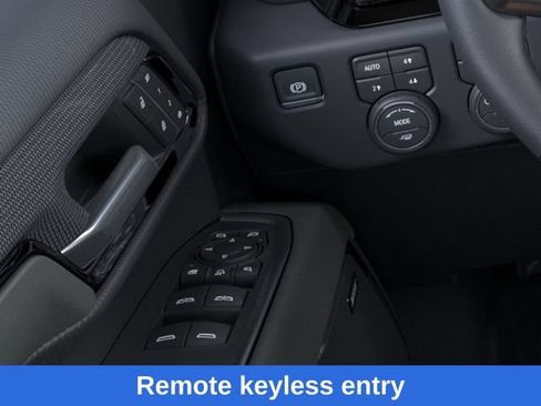 New 2026 Chevrolet Silverado 2500 ZR2 w/ LPO, Dark Essentials Package AWD/4WD image 23