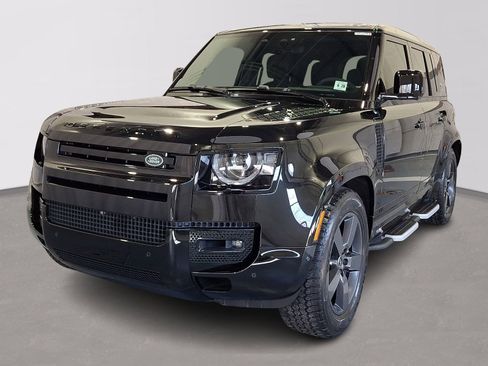 Certified 2023 Land Rover Defender 110 V8 image 1