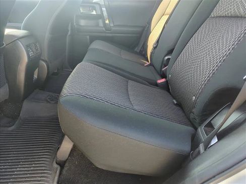 Certified 2022 Toyota 4Runner TRD Off-Road image 21