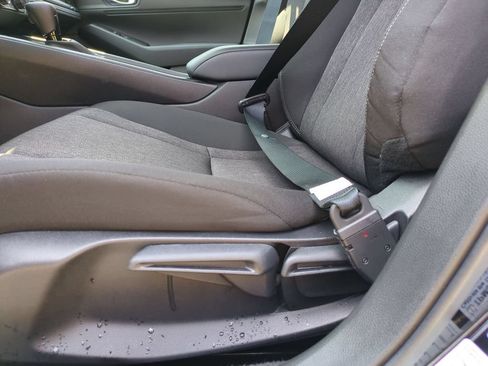 Used 2025 Honda Accord LX image 14