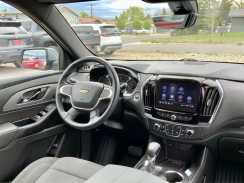 Used 2023 Chevrolet Traverse LT w/ Rear Camera Mirror Package AWD/4WD image 37