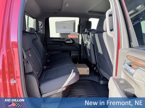 New 2026 GMC Sierra 3500 SLE w/ Preferred Package image 16