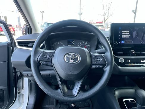 Used 2023 Toyota Corolla LE w/ LE Convenience Package image 14