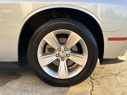 Used 2023 Dodge Challenger SXT image 16